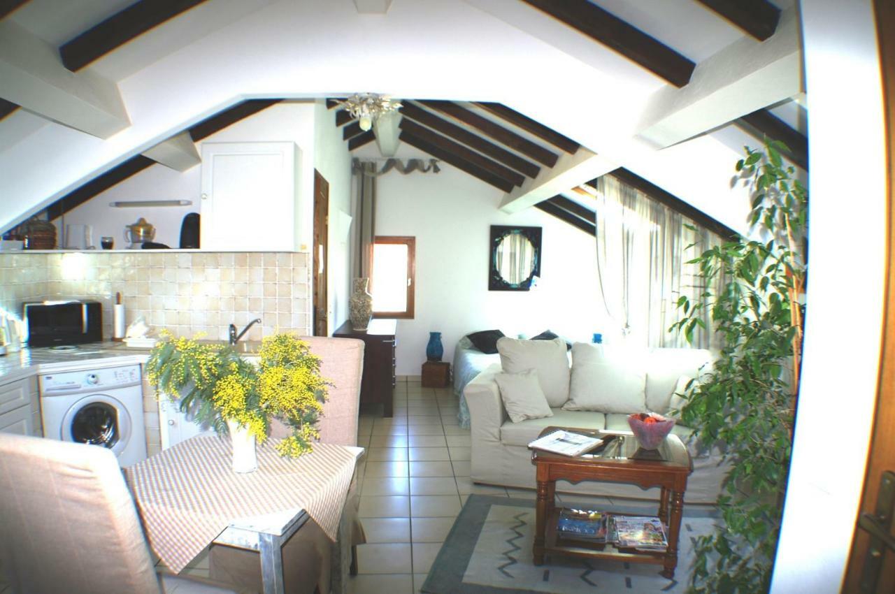 Studio Le Petit Nid D'Amour Meuble Tourisme 3 Etoiles Poggio Santa-Lucia-di-Tallano Екстериор снимка
